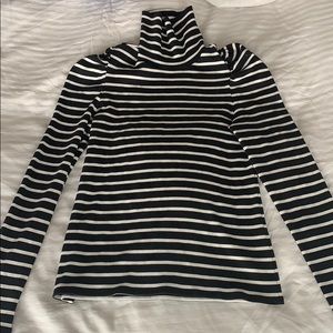 Veronica Beard puff sleeve turtleneck